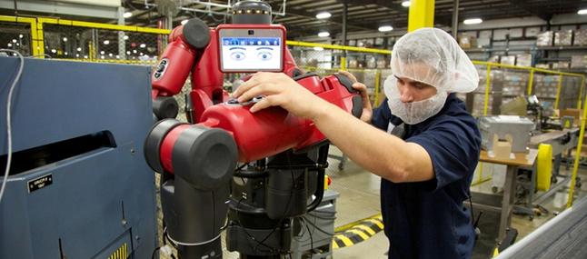 9万台,比2015年增长26.6%.其中,国产机器人共销售2.9万台,同比